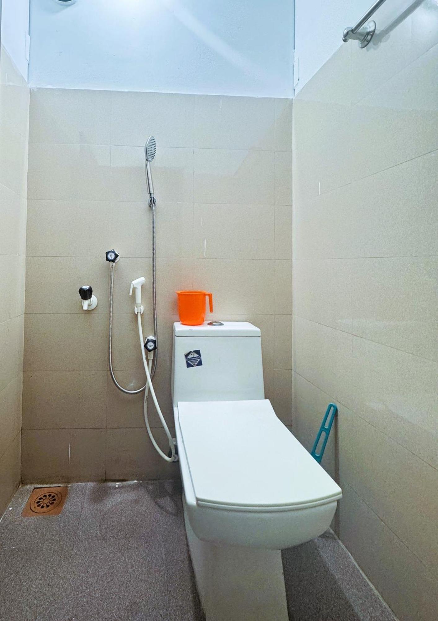 Parassinikkadavu Vcs Apartments Parassinikadavu חדר תמונה