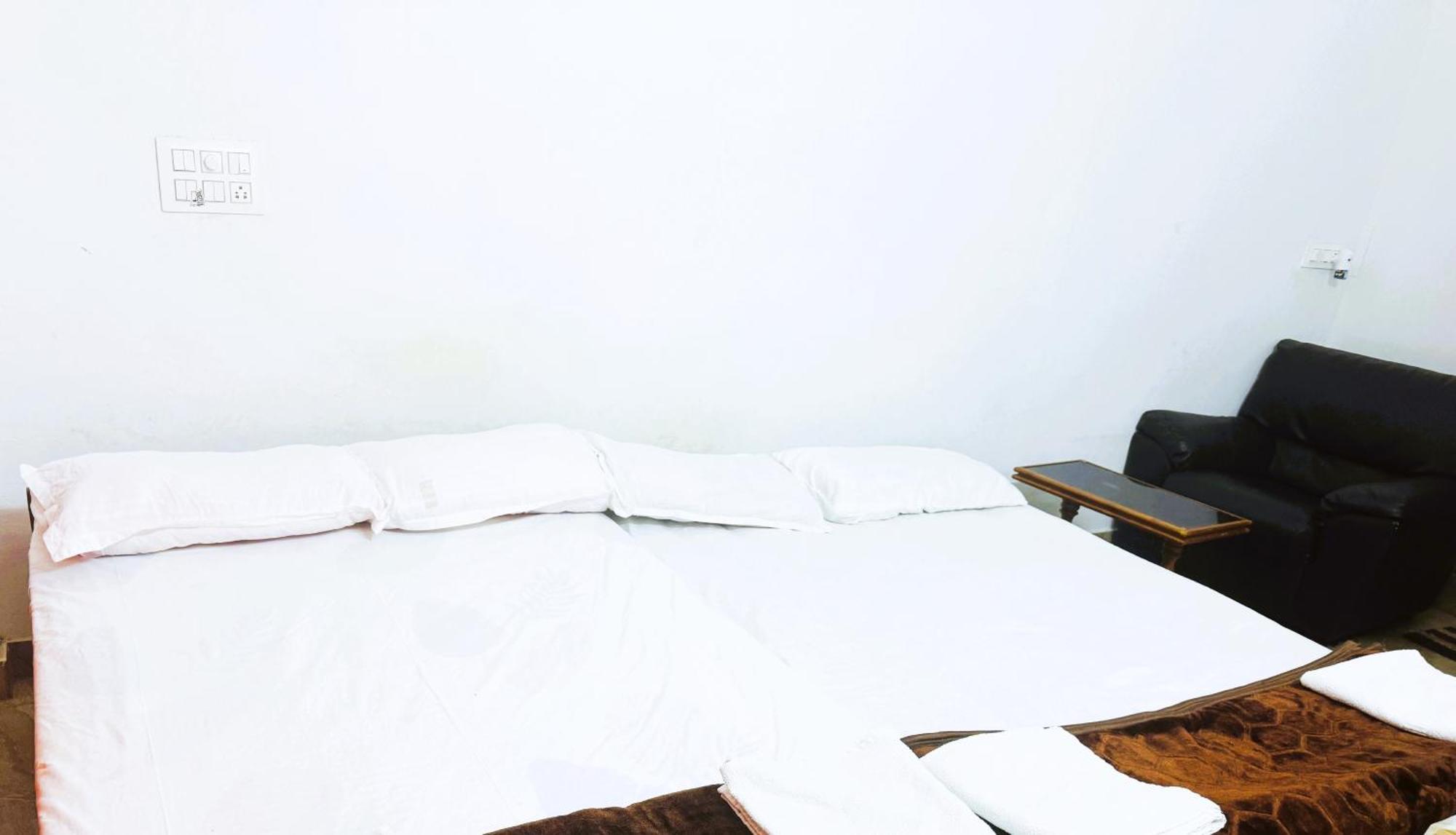 Parassinikkadavu Vcs Apartments Parassinikadavu מראה חיצוני תמונה