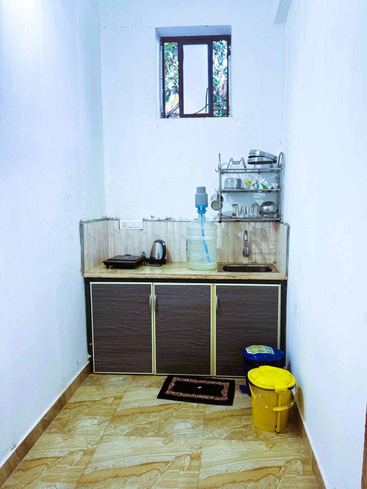 Parassinikkadavu Vcs Apartments Parassinikadavu חדר תמונה